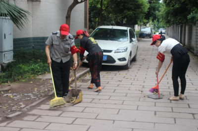 市物管協會組織志愿者進小區服務，提升物業管理及配套服務水平